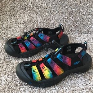 Keen Newport Retro Women’s Sandals size 8 Excellent Condition